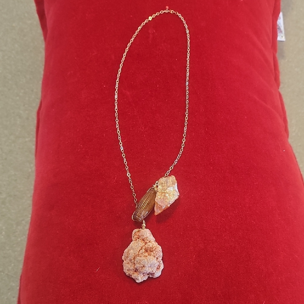 Chic Gold and Brown Stone Necklace